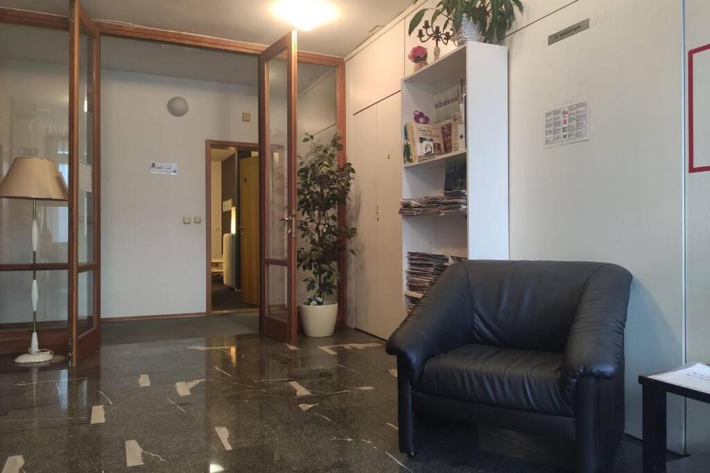 Studio Apartment "Iris" Ptuj Ngoại thất bức ảnh