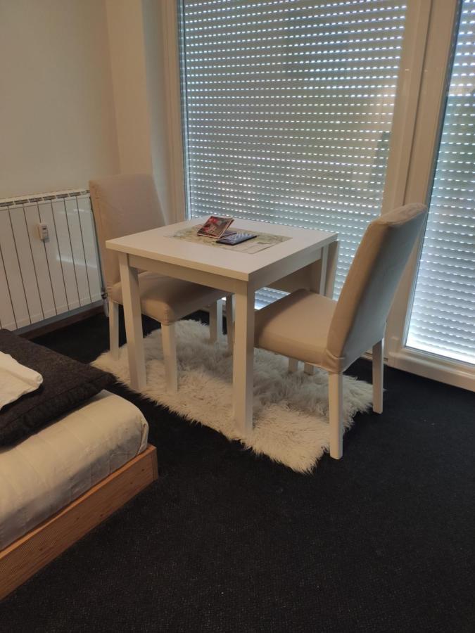 Studio Apartment "Iris" Ptuj Ngoại thất bức ảnh